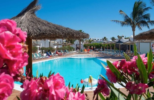 Matagorda Apartment | ISholidays Costa Sal Lanzarote Apt pet-friendly