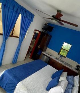 Puerto Villamil Hotel | Isla Sol Boutique