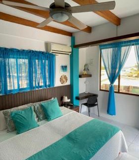 Puerto Villamil Hotel | Isla Sol INN Boutique