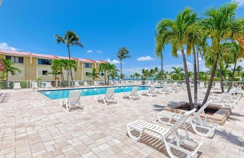 Tavernier Condo | Islamorada Condo in Highly Sought After Futura Yacht Club
