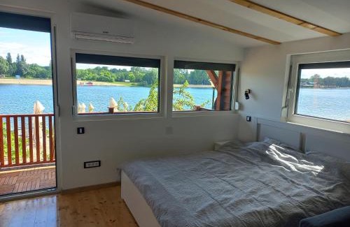 Cukarica Apartment | Island Ada