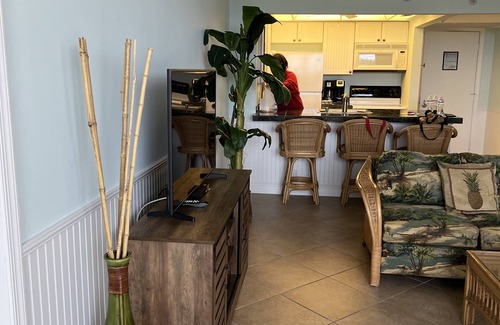 Hutchinson Island South Condo | Island Beach Club Resort