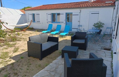La Gueriniere House | Island House, renovated in 2016.