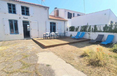 La Gueriniere House | Island House, renovated in 2016.
