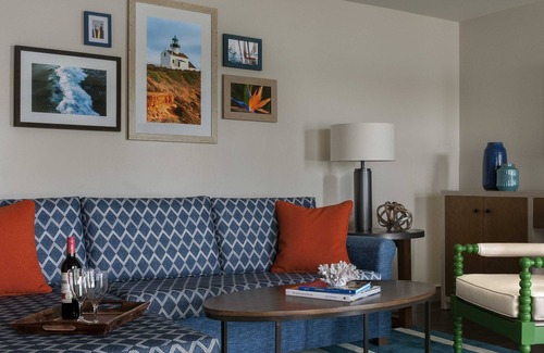 San Diego Hotel | Island Paradise! Unit w/Bayfront Patio, Pets Allowed, Outdoor Pool!
