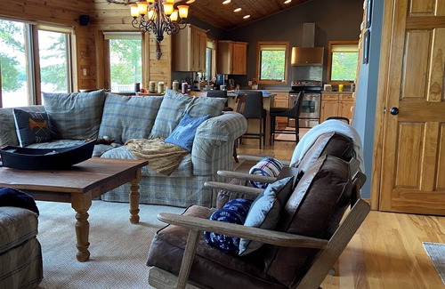 Sioux Narrows Nestor Falls Cabin | Island Retreat Sioux Narrows Ontario Canada - Amazing fishing arean