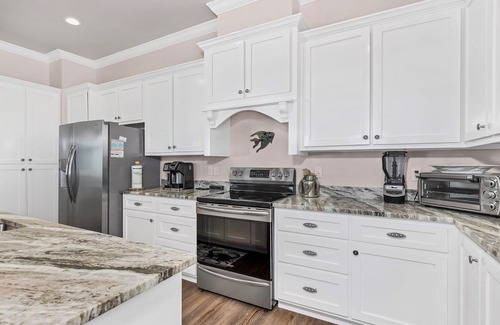 Dauphin Island House | Island Time | Fall Break on the Coast~book today