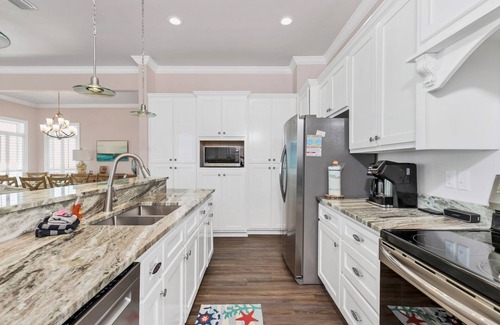 Dauphin Island House | Island Time | Fall Break on the Coast~book today
