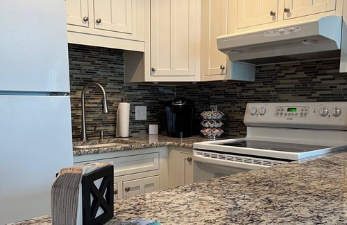 Carolina Beach Condo | Island Time is the Best Time! 1BR, 1BA, Full Kitchen, Balcony, Pool, etc.