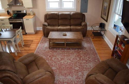 Chincoteague House | Island Time-Newly Renovated Waterman's Cottage w/Water & Sunset Views
