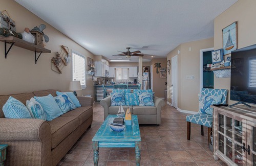 Navarre Beach Condo | Island Time-Sound Side