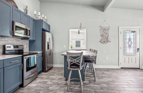 Port Aransas House | Island Time Villa 7 Deluxe 1 Bedroom