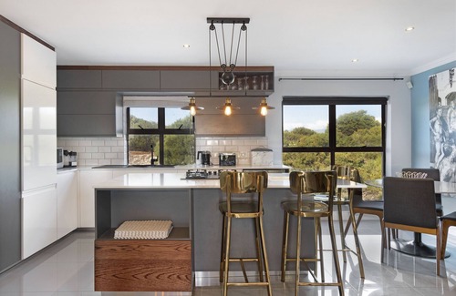 Big Bay House | Island View 28 - Three Bedroom House, Sleeps 6