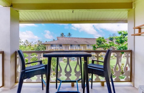 Wailua Hotel | Islander on the Beach 315