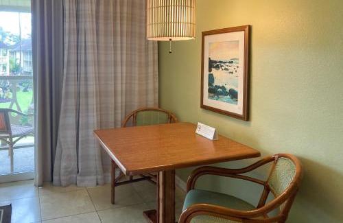 Wailua Hotel | Islander on the Beach 340