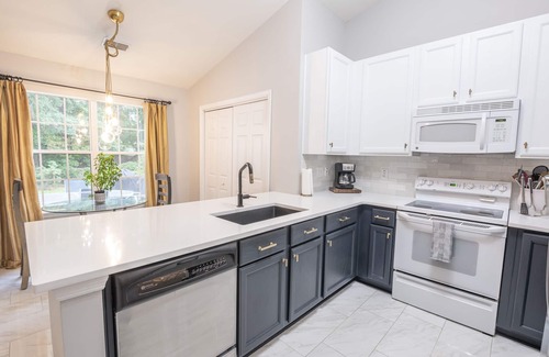 Mount Pleasant House | Isle of Palms Connector