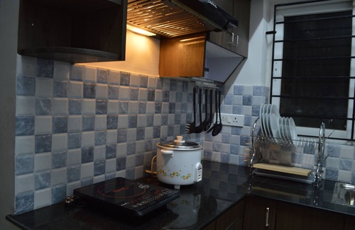 Karappakam Apartment | ♥IT Hub♥FAST WIFI♥OMR♥TV♥LakeView♥5☆ Condo֎۞۩ᴥ★
