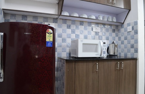 Karappakam Apartment | ♥IT Hub♥FAST WIFI♥OMR♥TV♥LakeView♥5☆ Condo֎۞۩ᴥ★