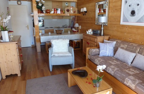 Val-d'Isere Apartment | It is a 36-sq.m flat where can accommodate 4 people.