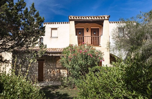 Porto Cervo Apartment | Stay in Porto Cervo with Garden Setting