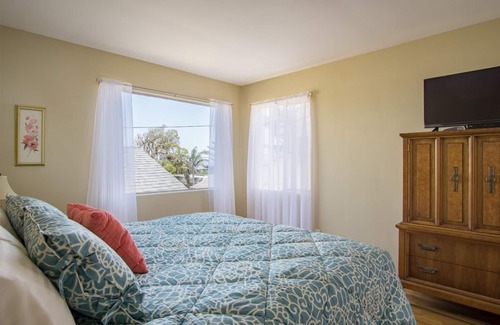 Pacific Grove House | It's All Good! - Pacific Grove Beach House - California Dreaming