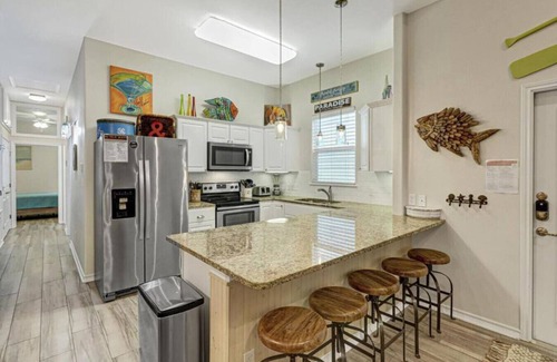Port Aransas Apartment | It`s Friday Beaches With 2 Community Pools
