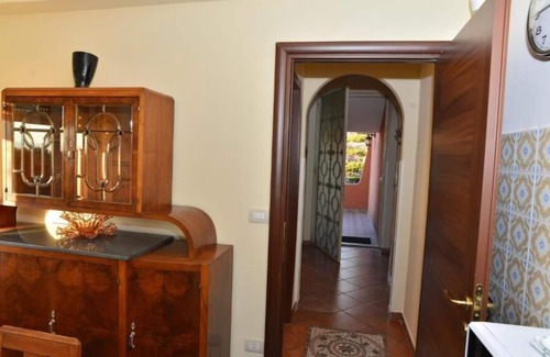 Villaggio del Pino-Le Ginestre House | Villa Cinzia - Appartamento con Terrazza