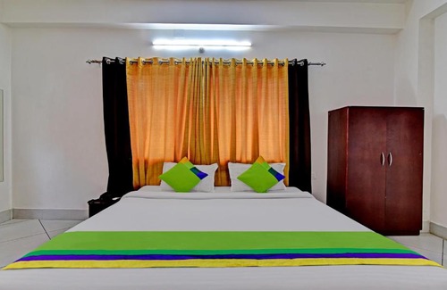 Siliguri Hotel | Itsy By Treebo - Mountain Green