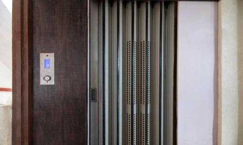 Ahmedabad Hotel | Itsy Hotels Shree Krishna Palace