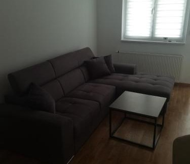 Canton 10 Apartment | Ivan