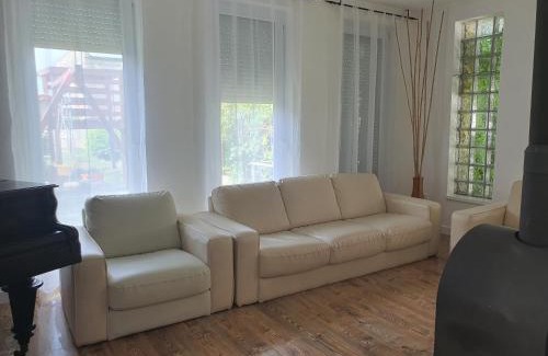 Balatonlelle Apartment | Ivett apartmanház