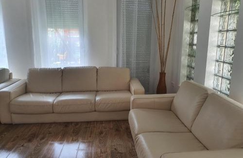 Balatonlelle Apartment | Ivett apartmanház