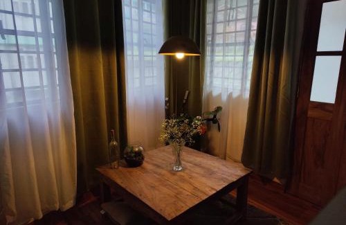 Darjeeling House | Ivory Botanic Stay