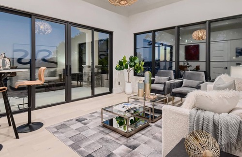 Northshore On Lake Travis Villa | Ivory Sun by AvantStay | Luxury Design + Pool