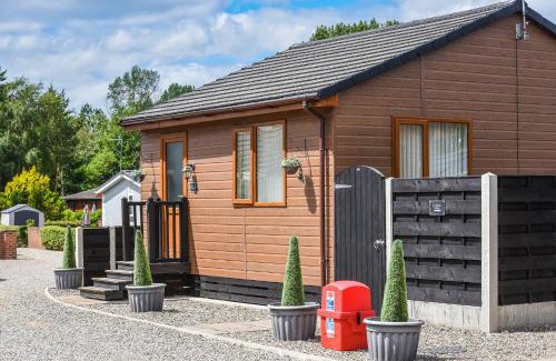 York House | Ivy Cabin with Hot Tub