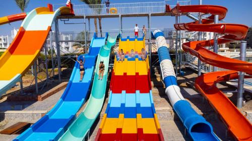 Ras Nasrani Resort | Ivy Cyrene Island Aqua Park Resort