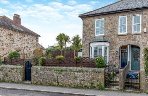 Lelant House | Ivy Mount