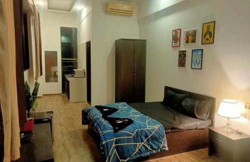 Pali Apartment | Ivy Pali Studio Room with Common Pool 12 kms from Imagicaa
