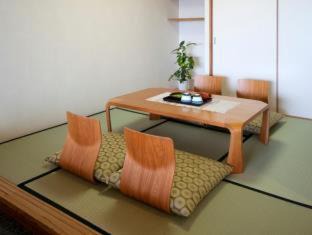 Futo Hotel | Izumigo AMBIENT Izu-Kogen Condominium