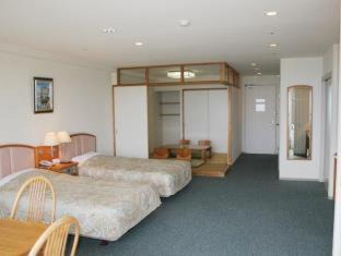 Futo Hotel | Izumigo AMBIENT Izu-Kogen Condominium