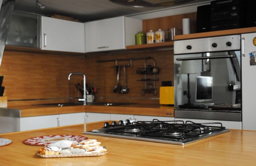Cagliari Apartment | IzzHome Baylle