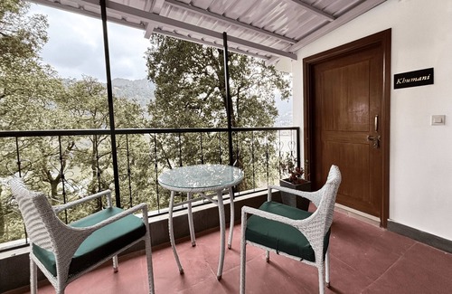 Nainital House | jüSTa Lake View Residences, Nainital