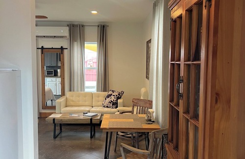 Lake Worth Apartment | J&J"s Chic Farmhouse Downtown Lake Worth Beach