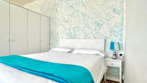 Vernazza Apartment | J Suite Sea View Room