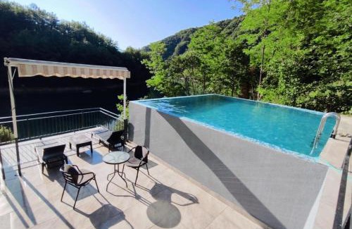 Trn Villa | Jablanica villa with pool