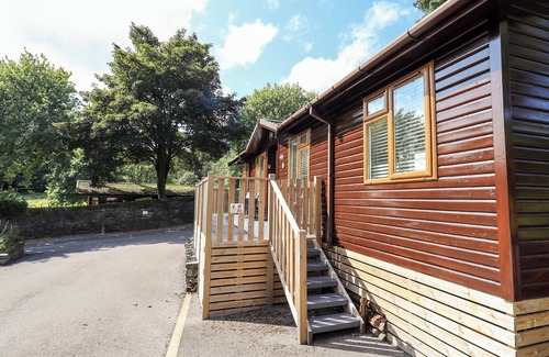 Troutbeck Cottage | JACMAR LODGE, pet friendly, with a garden in Windermere