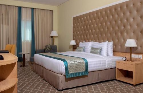Bur Dubai Hotel | Jacob's Garden Hotel
