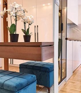 Subotica Apartment | Jacuzzi Life