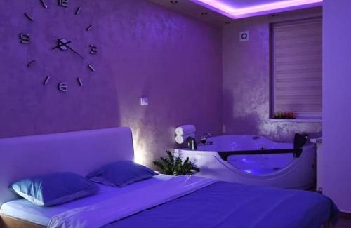 Subotica House | Jacuzzi Room
