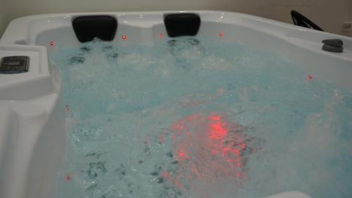 Novi Beograd Apartment | Jacuzzi Sensation